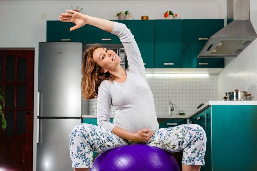 Ballon de grossesse exercices